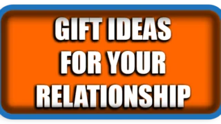 7 Gift Ideas That Rekindle Passion in Your Relationship During the Christmas Holidays