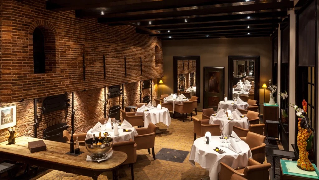 Vinkeles – Historic Elegance