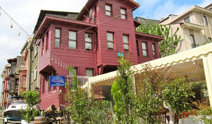 Balıkçı-Sabahattin-Top-Famous-Restaurants-in-Istanbul-Turkey-3