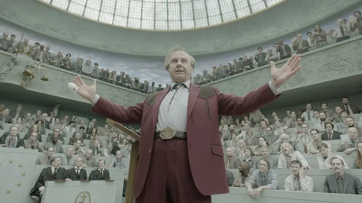 Tom Cruise portrays Digger Rockwell, an eccentric oil magnate whose decisions put the world on the brink of catastrophe. (Courtesy of Warner Bros. Picture)